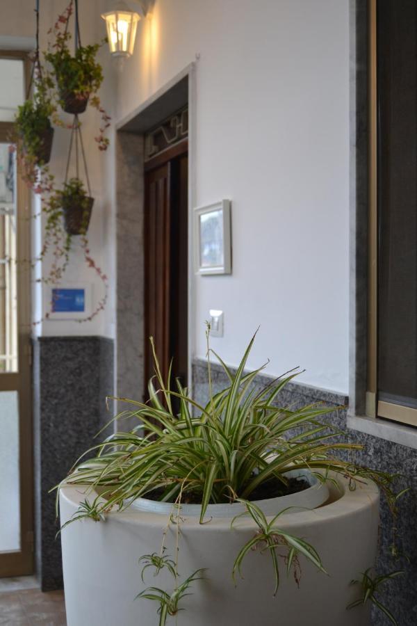 Gio House Pompei Bed & Breakfast Exterior photo