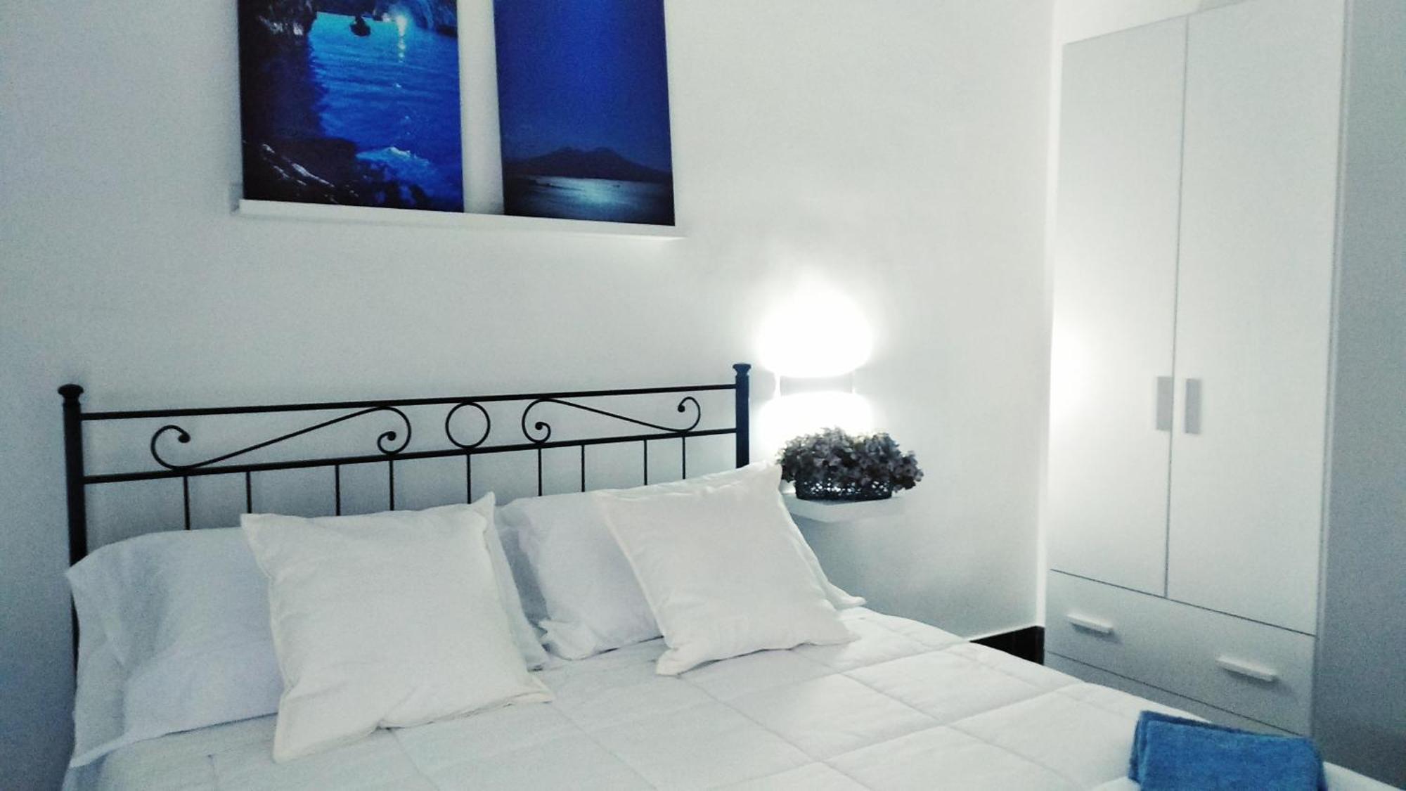 Gio House Pompei Bed & Breakfast Room photo
